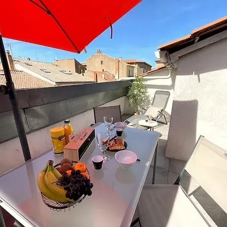 Charme Urbain Sous Les Toits-terrasse/clim/parking Béziers