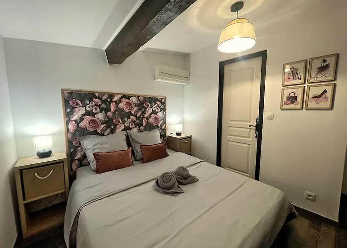 Διαμέρισμα Charme Urbain Sous Les Toits-terrasse/clim/parking Μπεζιέ